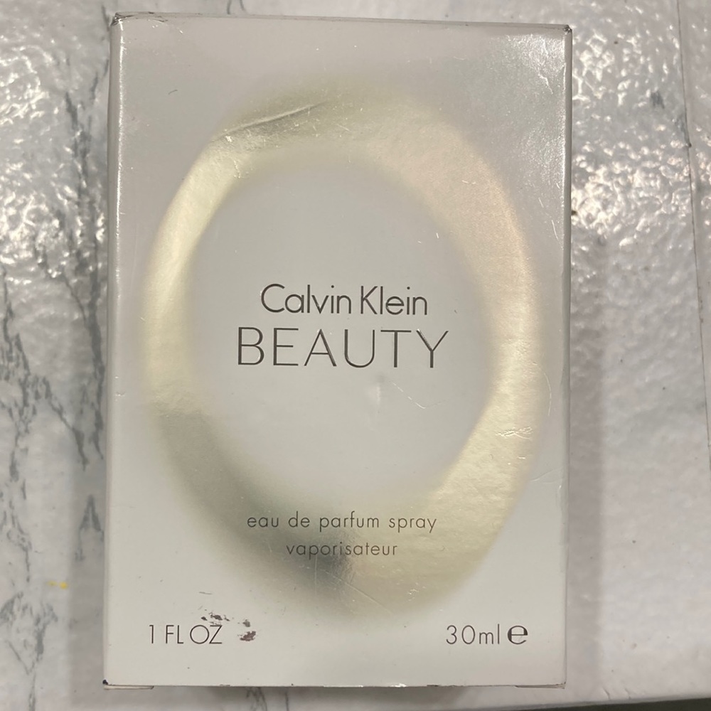 Calvin Klein BEAUTY Perfume 1 Fl Oz